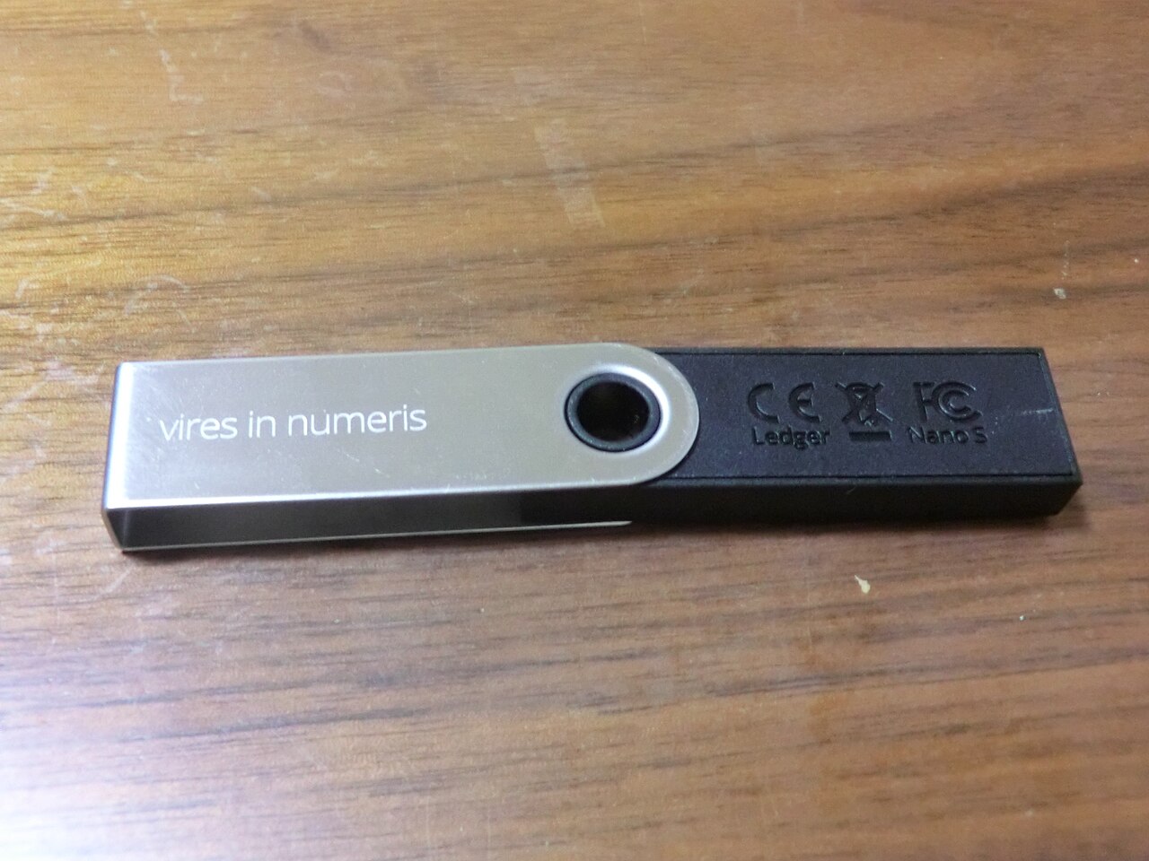 Ledger, Tangem ou Trezor : quel portefeuille matériel acheter en Afrique ? Ledger, Tangem ou Trezor : quel portefeuille matériel acheter en Afrique ?