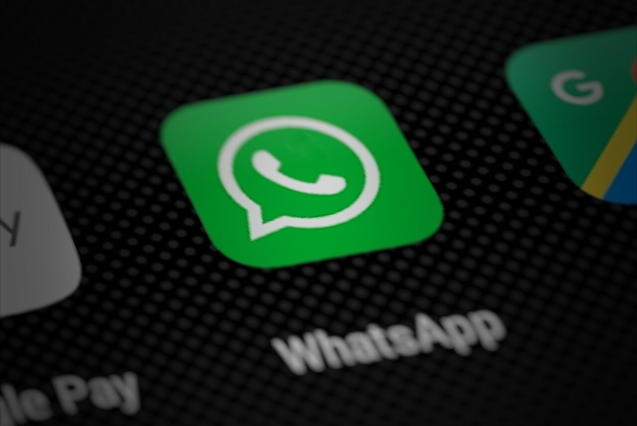 Robots de trading vendus sur WhatsApp et Telegram : les arnaques à éviter